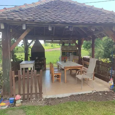 Tophil Kuca, Valjevo